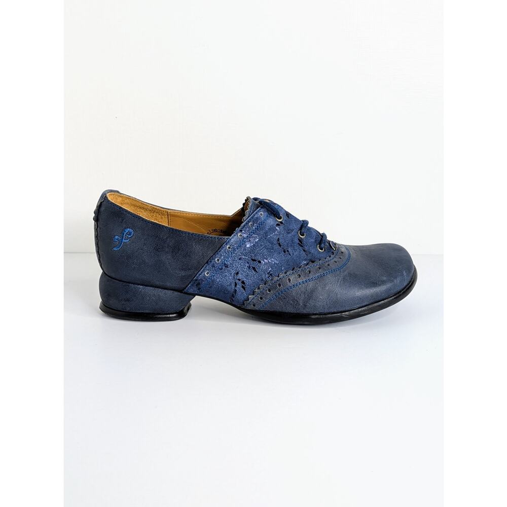 John Fluevog Erika Fellowship Oxford 9 Blue Two Tone Saddle Shoe Lace Low Heel - Picture 10 of 16